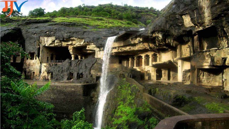 Information about Maharashtra Tourism in Marathi