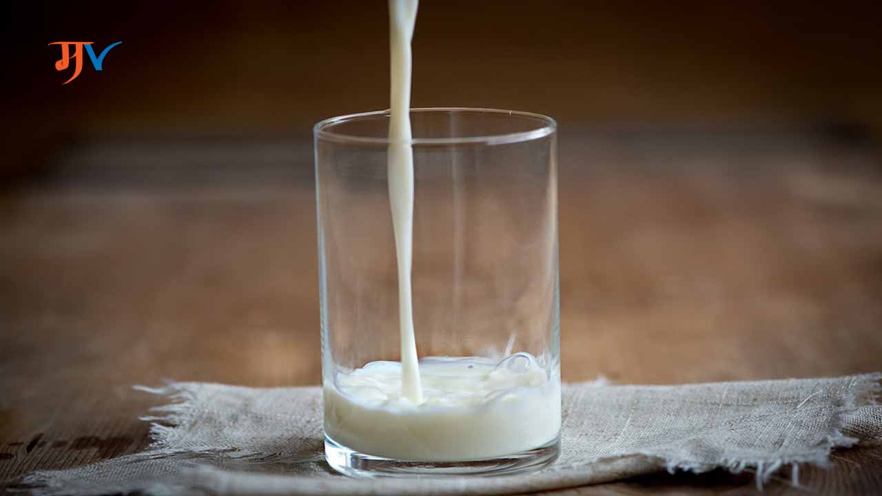 Important Information About Milk In Marathi