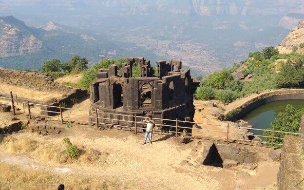 Top Attractions of Raigad Fort in Marathi