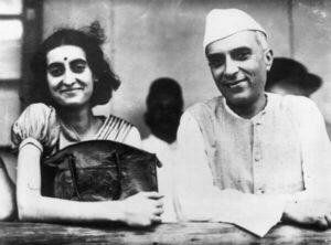 Early Life of Indira Gandhi in Marathi